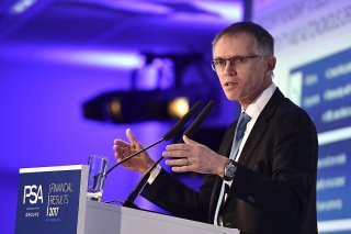 Stellantis, constructeur des Jeep, Peugeot et Alfa Romeo piloté par Carlos Tavares, a vu ses ventes progresser en Europe et en Amérique du Nord, pour un chiffre d'affaires frôlant les 100 milliards d'euros (archives).